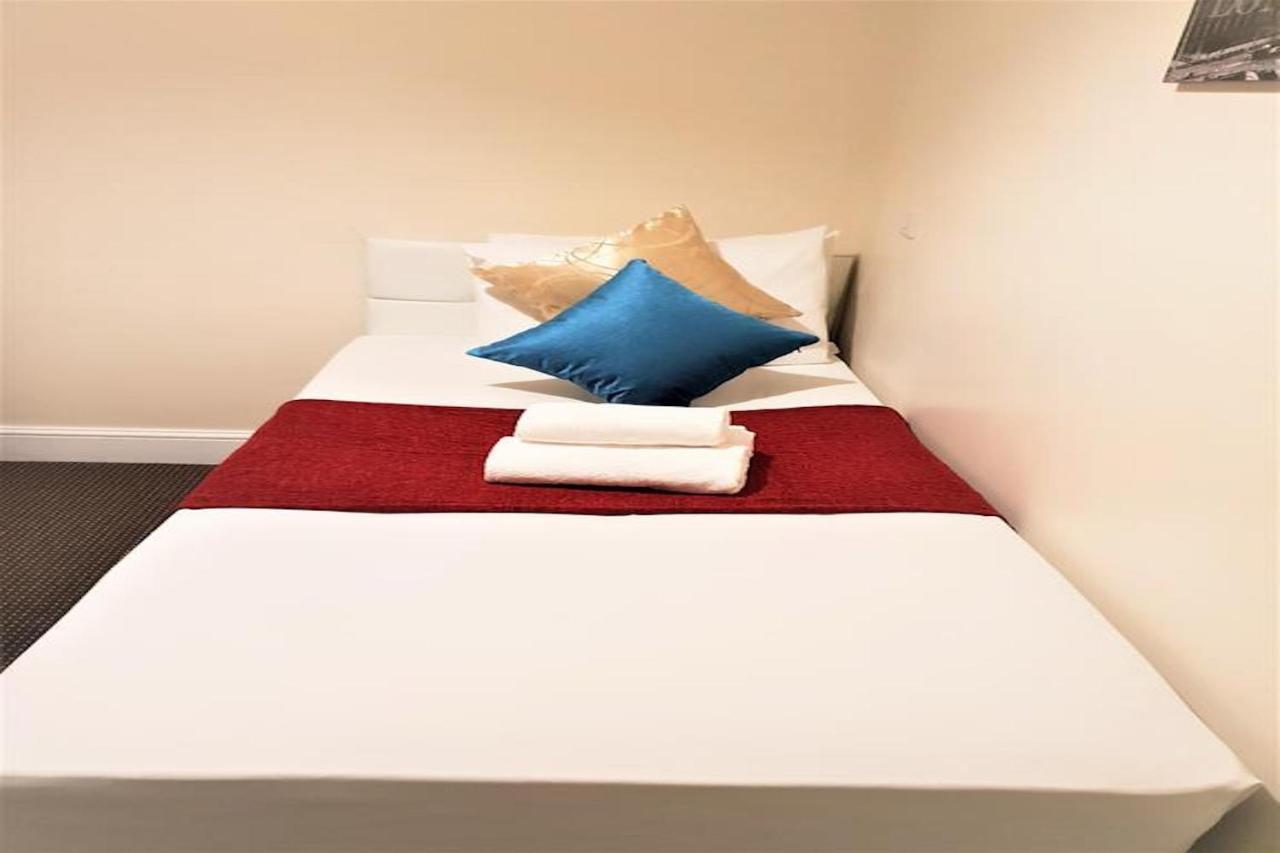 The King William Hotel Лондон Екстериор снимка