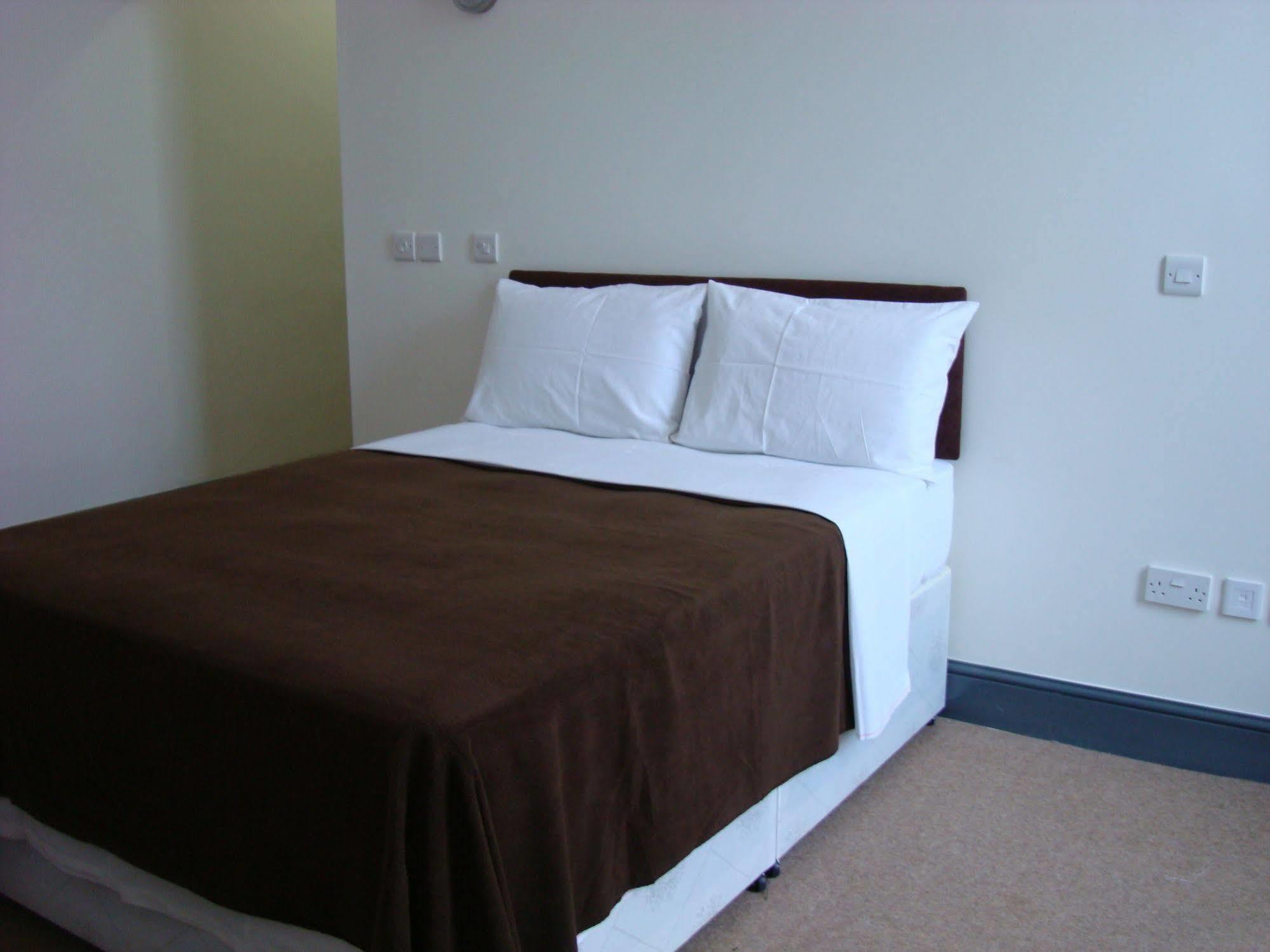 The King William Hotel Лондон Екстериор снимка